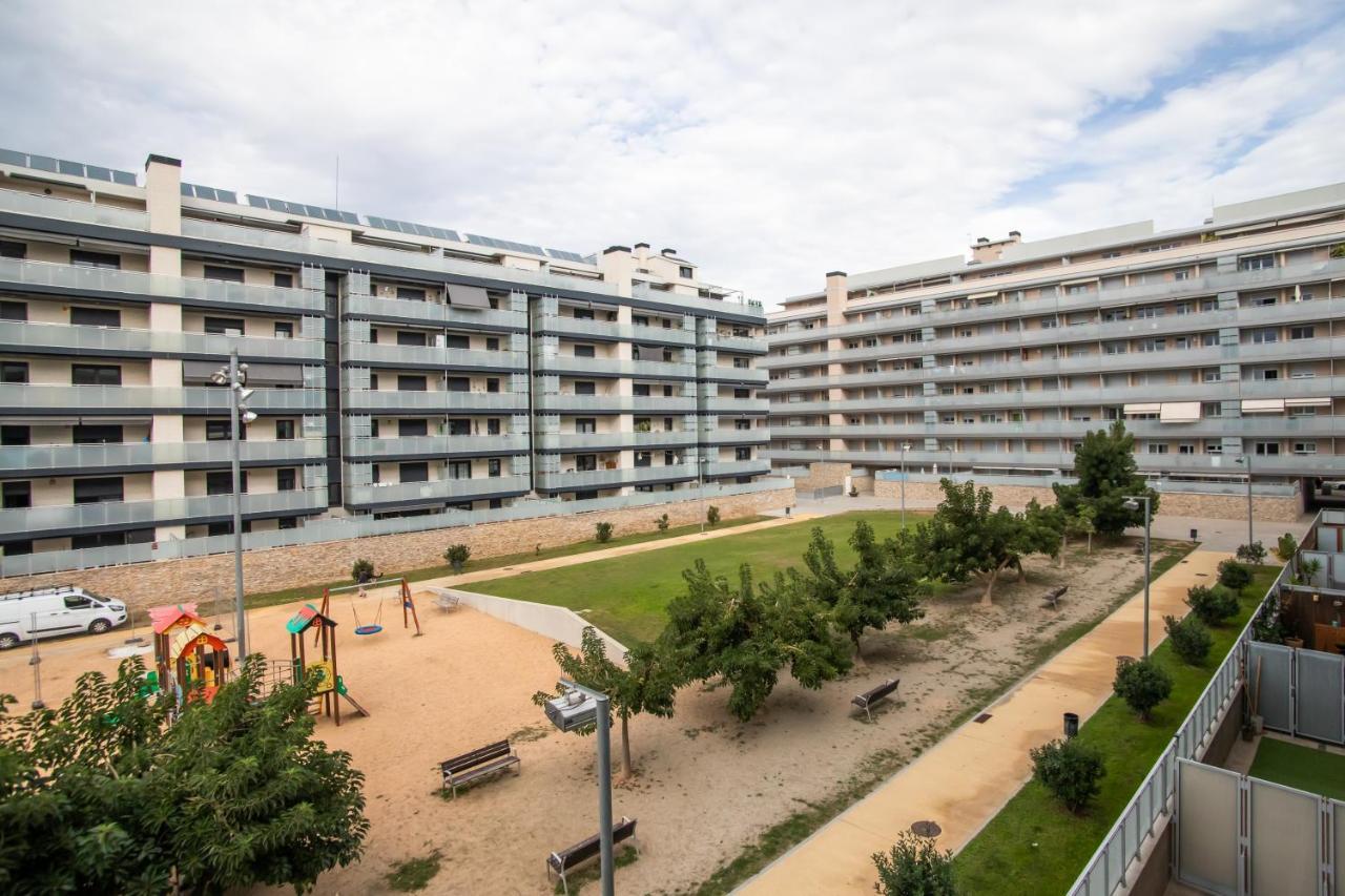Tendency Apartments Forum Sant Adria de Besos Exterior foto